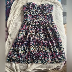 Floral print strapless sundress